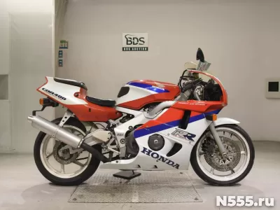 Мотоцикл спортбайк Honda CBR400RR Gen.2 рама NC29 спортивный