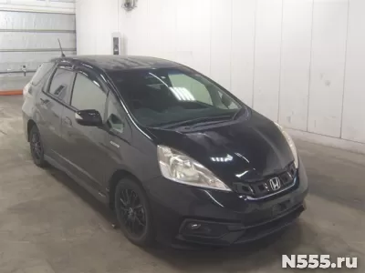 Универсал гибрид Honda Fit Shuttle Hybrid кузов GP2