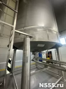 Емкость нержавеющая, объем 100 куб.м., вертикальная