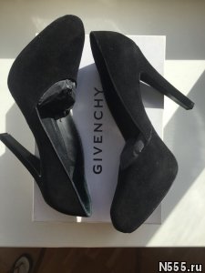 Туфли новые givenchy италия 39 размер черные замша