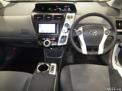 Минивэн гибрид Toyota Prius Alpha ZVW41W S фото 4