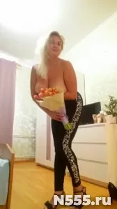 Красивая женщина фото 1