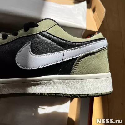 Кроссовки Nike Air Jordan 1 low green